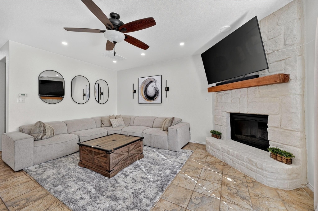 10424 Rising Knoll Lane - Photo 6