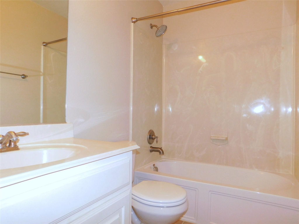 2661 Lake Ridge Drive - Photo 17