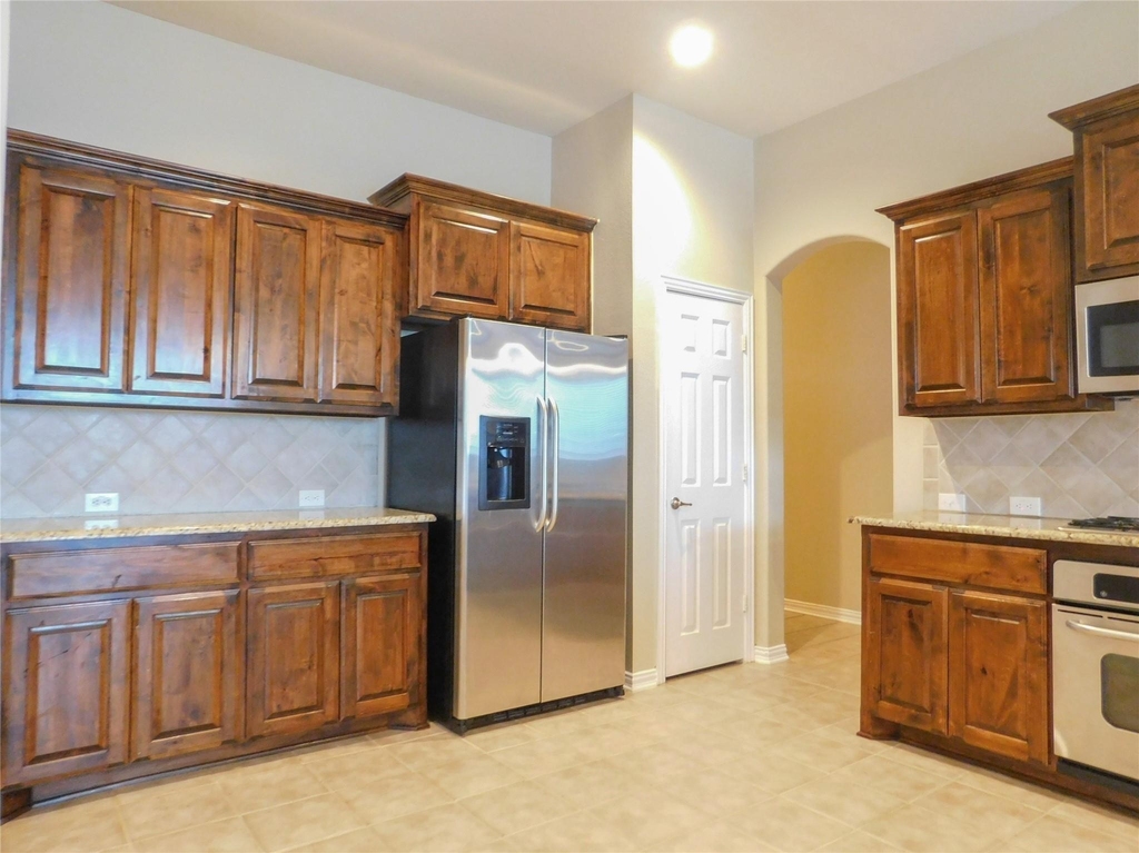 2661 Lake Ridge Drive - Photo 9