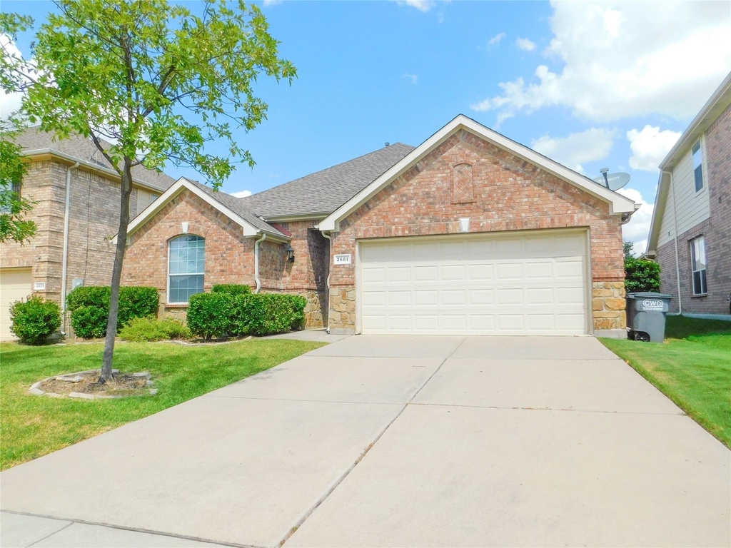 2661 Lake Ridge Drive - Photo 2