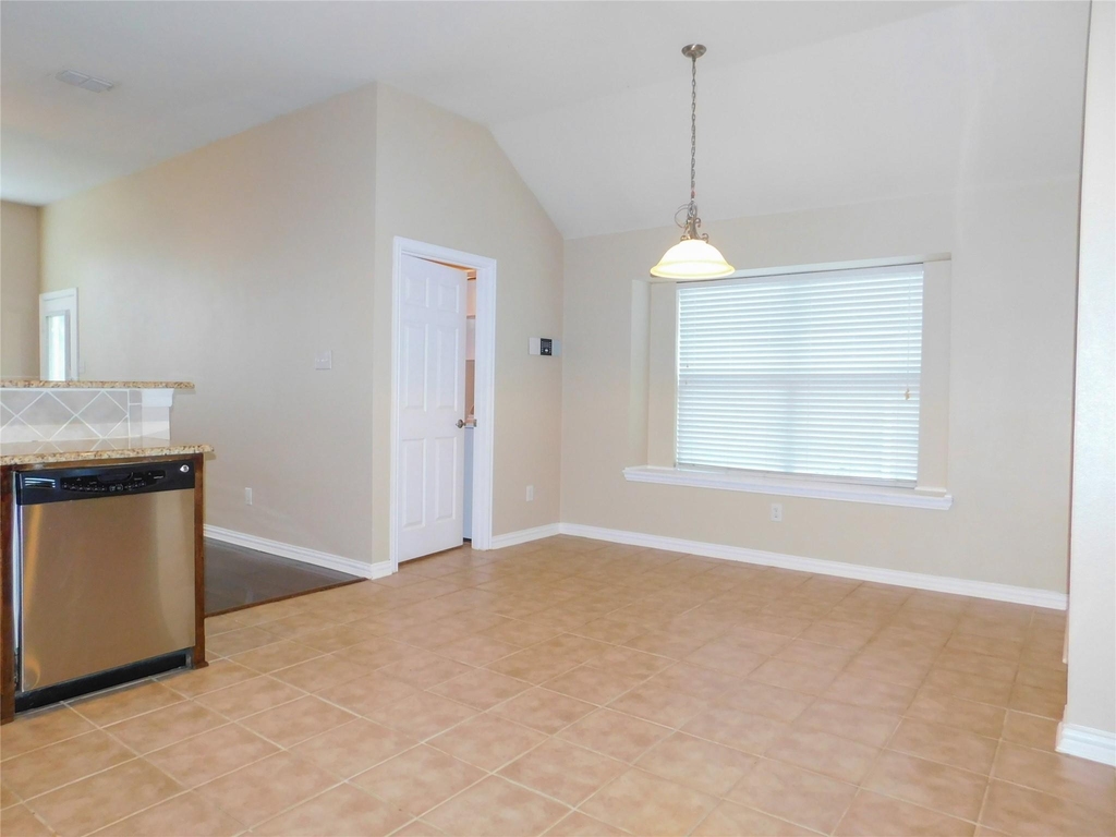 2661 Lake Ridge Drive - Photo 13