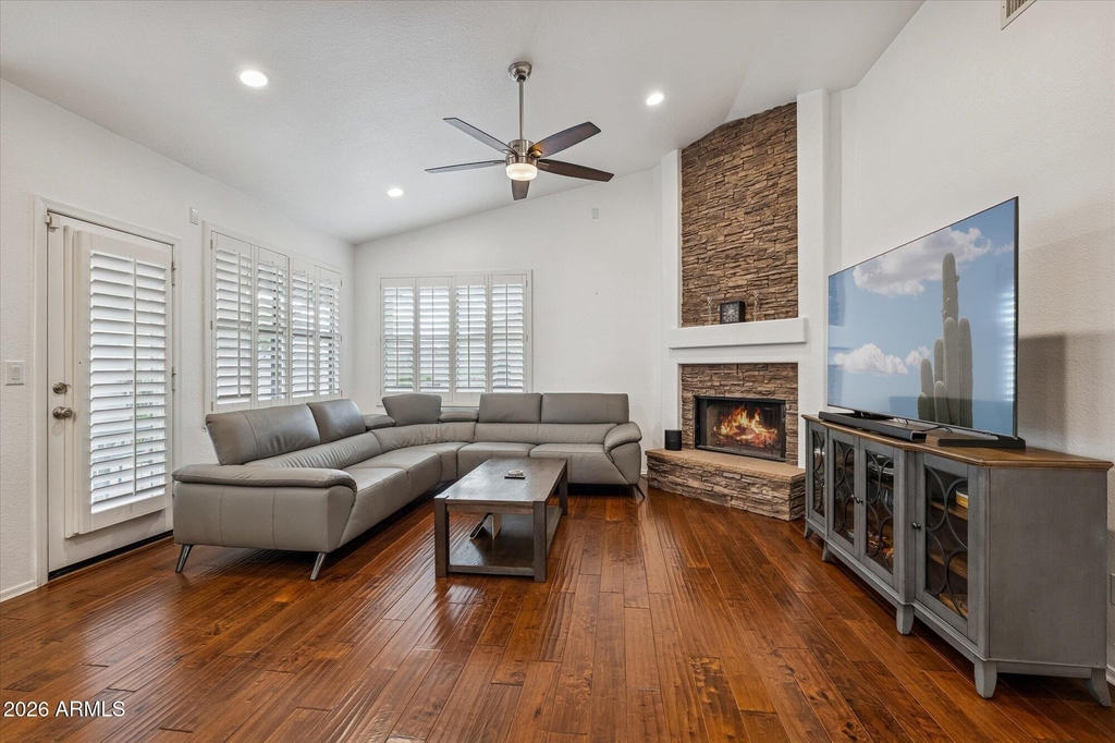 4421 E Mossman Road - Photo 3