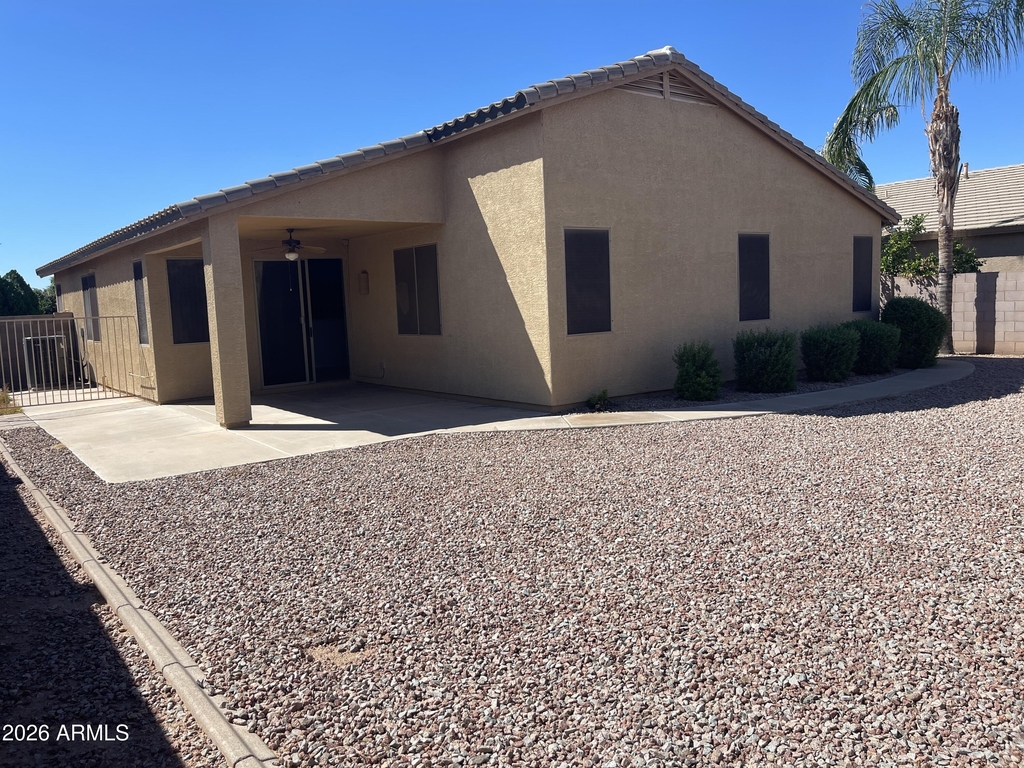 2114 E Cherry Hills Place - Photo 32