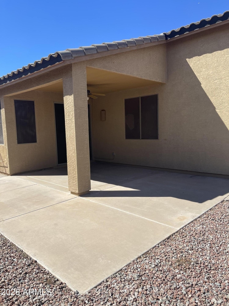 2114 E Cherry Hills Place - Photo 33