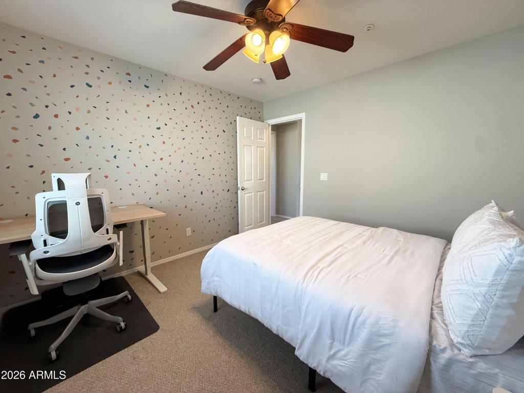 3272 E Meadowview Drive - Photo 21