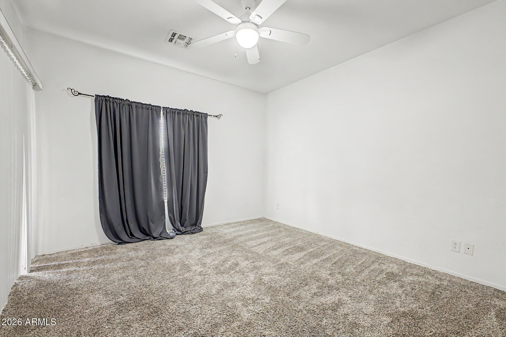 8800 N 107th Avenue - Photo 11