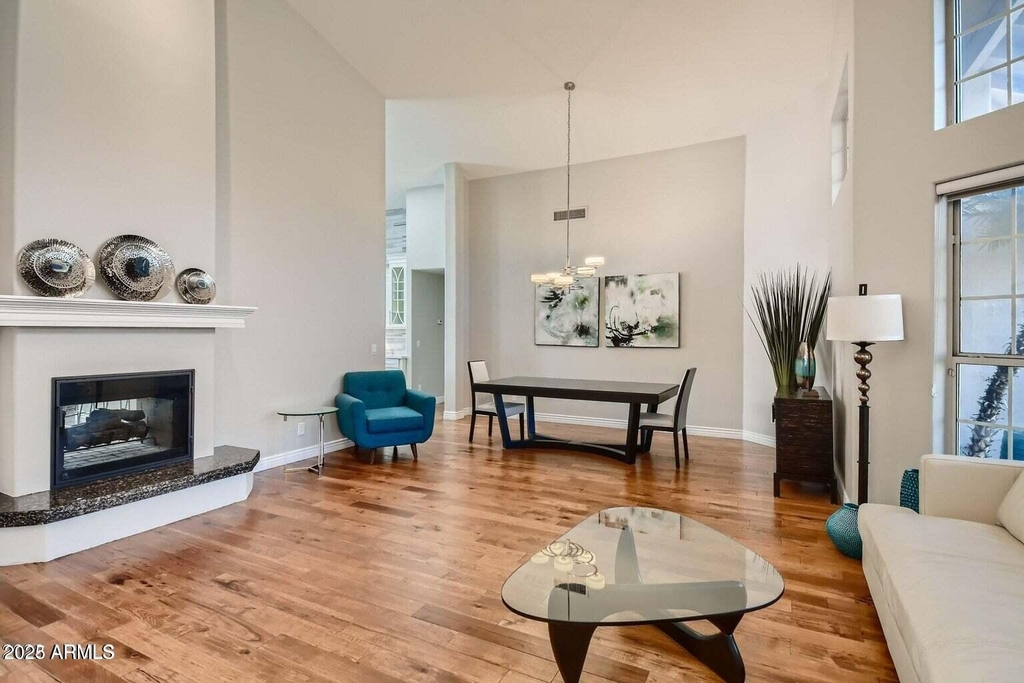 15827 S 36th Street - Photo 7