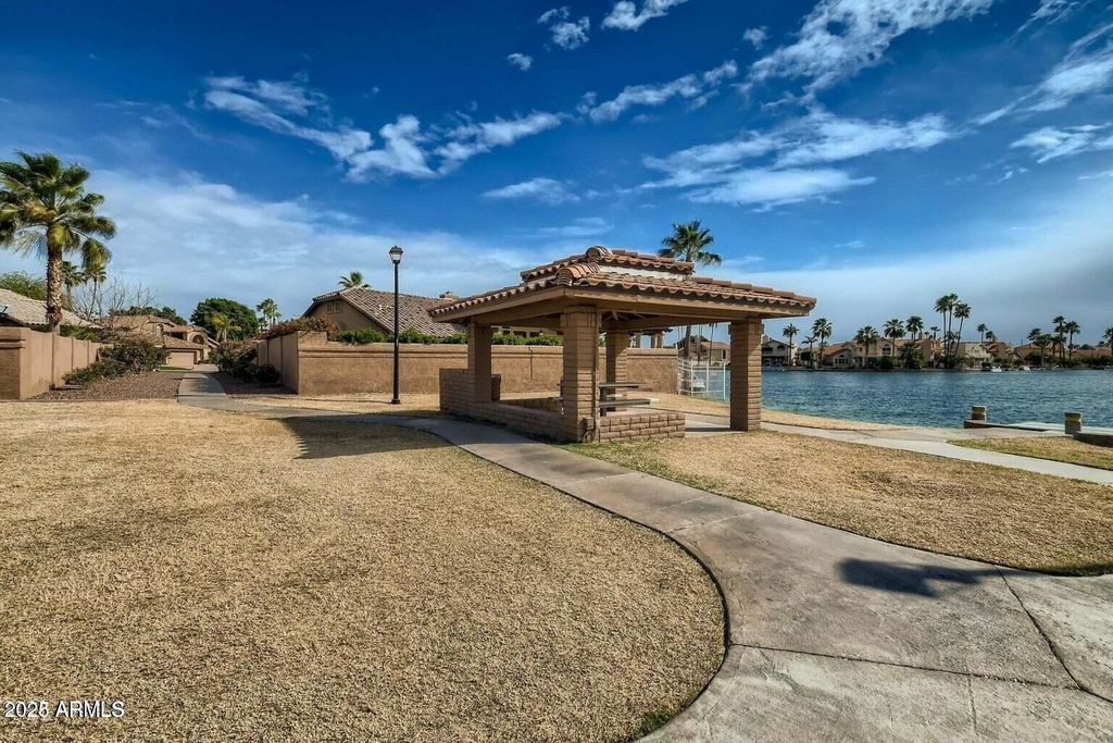 15827 S 36th Street - Photo 33