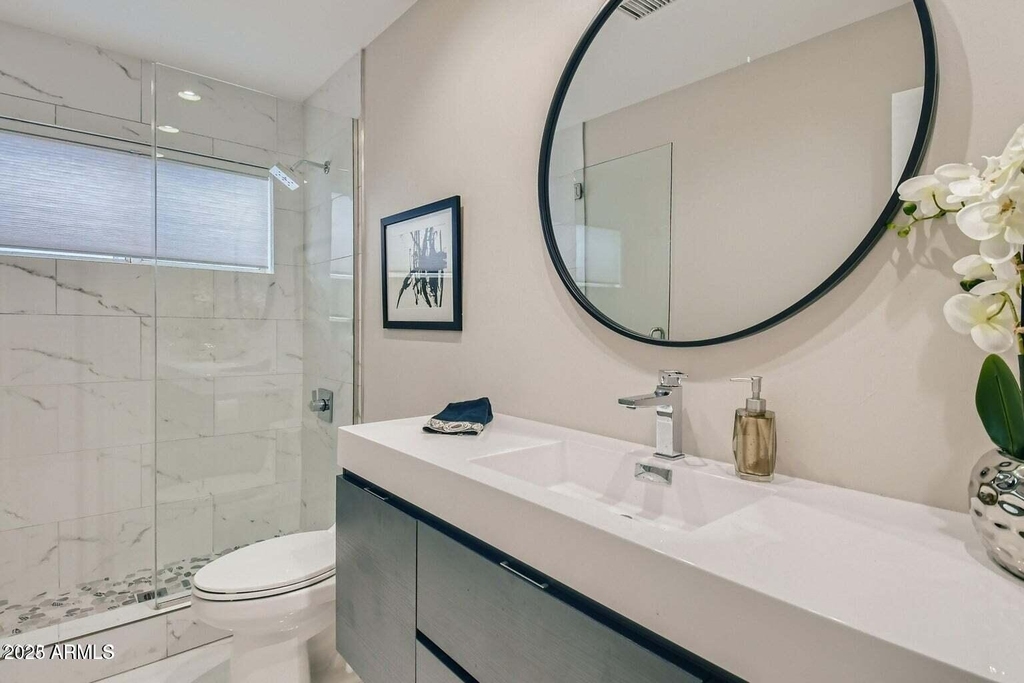 15827 S 36th Street - Photo 21