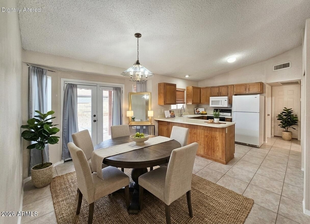 14607 N 40th Place - Photo 5