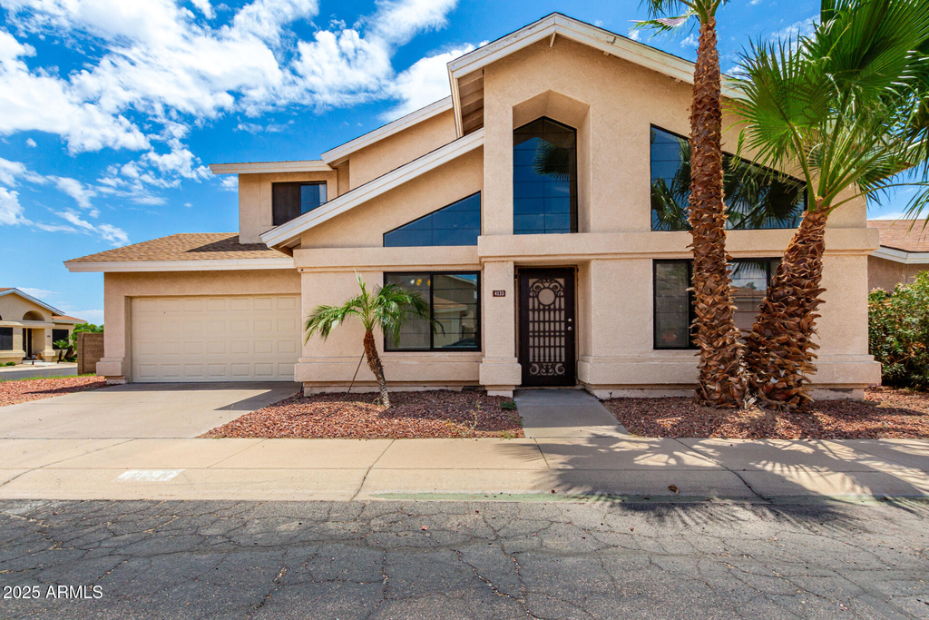 4133 W Kimberly Way - Photo 0