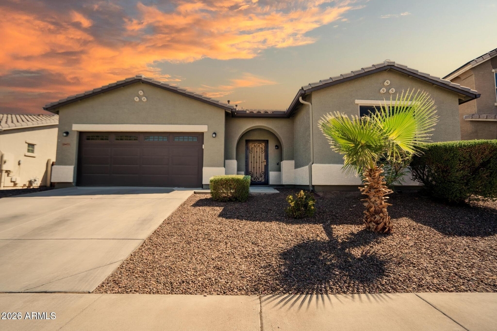18433 W Sunnyslope Lane - Photo 0