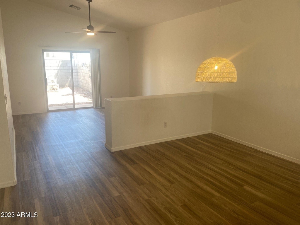 622 W Colt Road - Photo 5