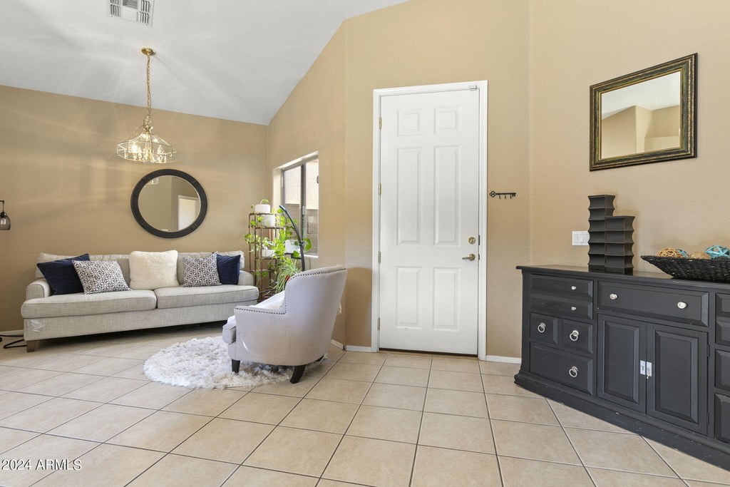 3243 E Maldonado Drive - Photo 5