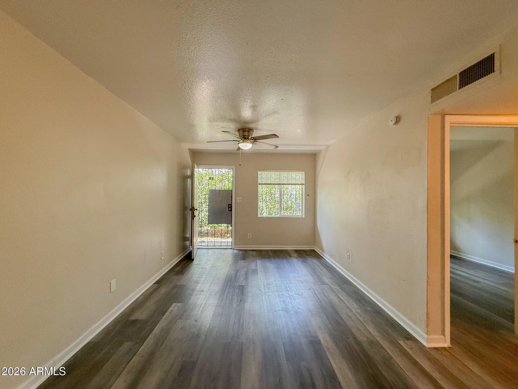 1703 W Mountain View Road - Photo 9