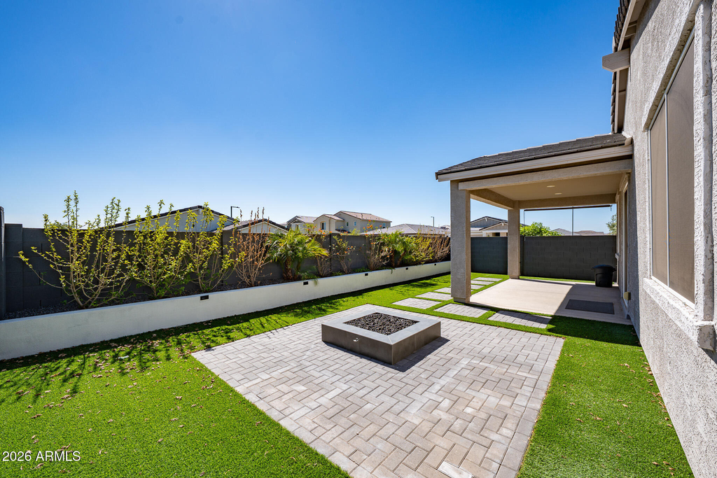 18271 W Paraiso Drive - Photo 20