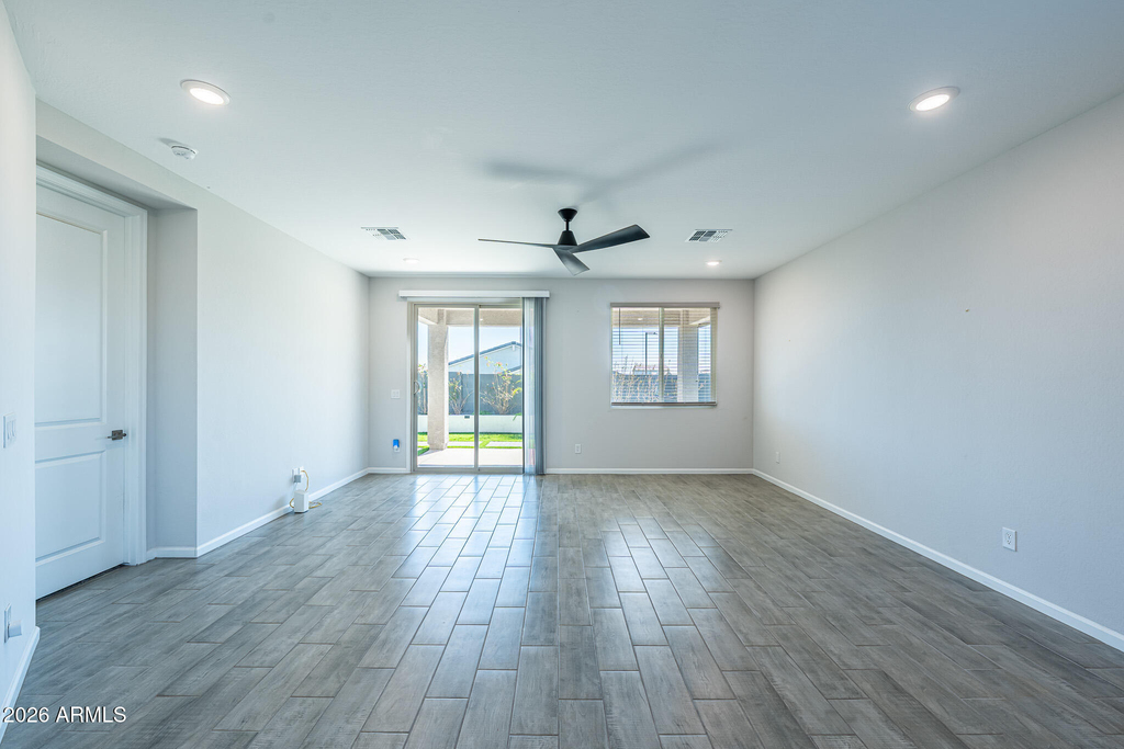 18271 W Paraiso Drive - Photo 6