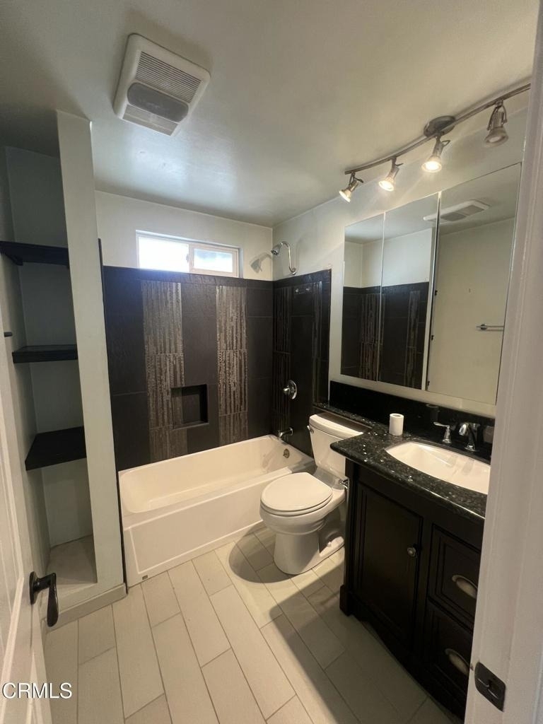 633 E G Street - Photo 12