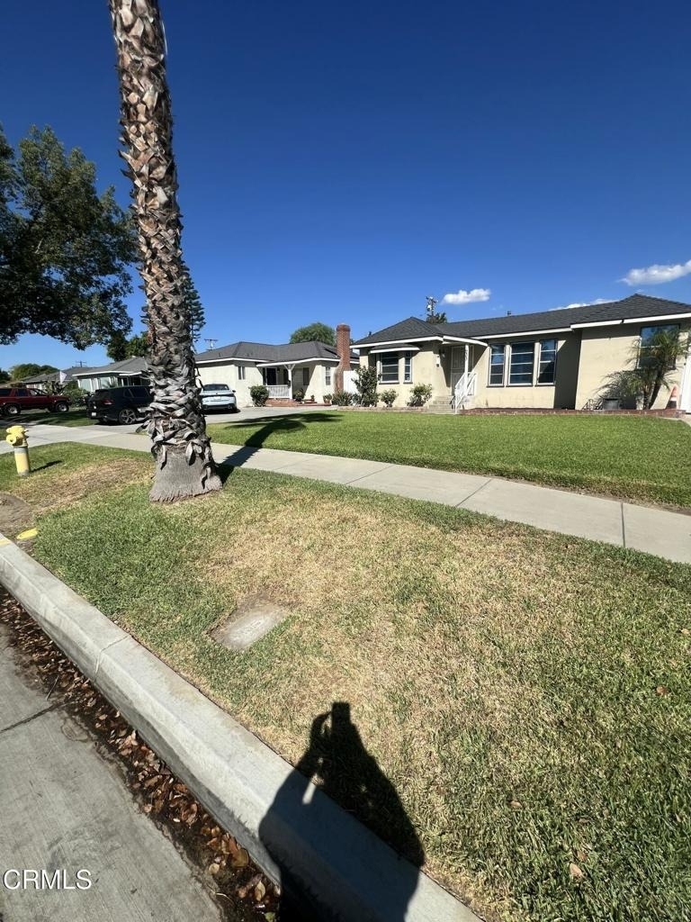 633 E G Street - Photo 17