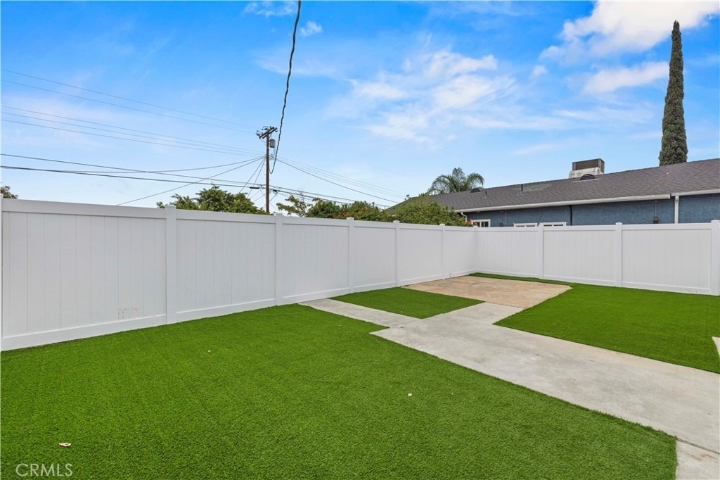 12978 Kamloops Street - Photo 27
