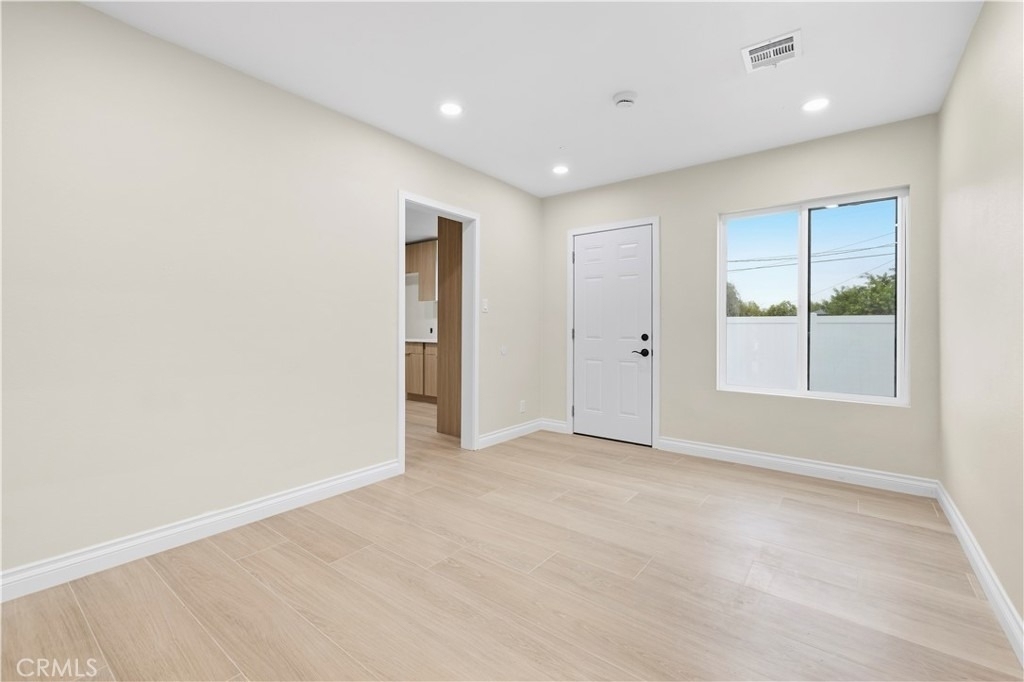 12978 Kamloops Street - Photo 9