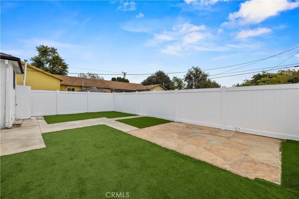 12978 Kamloops Street - Photo 23