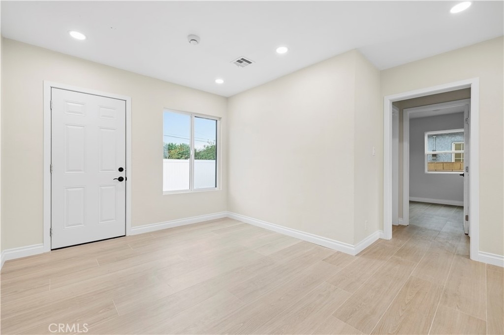 12978 Kamloops Street - Photo 6