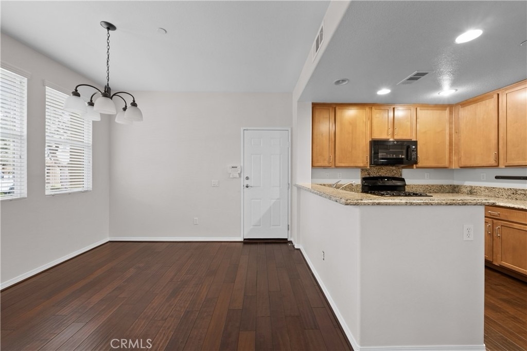 28495 Herrera - Photo 7