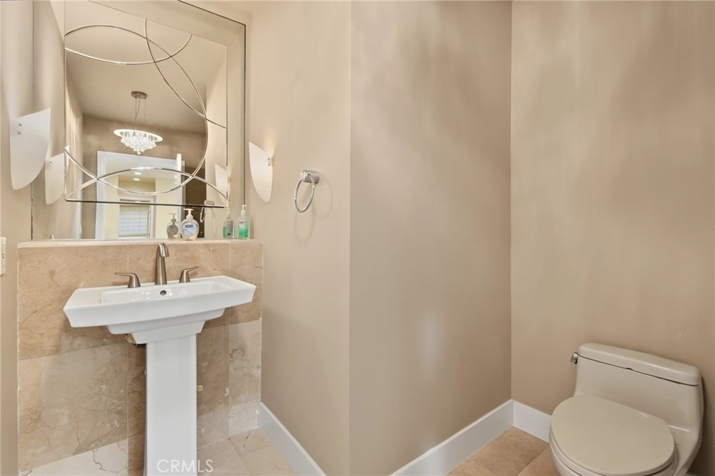 24907 Marbella Court - Photo 7