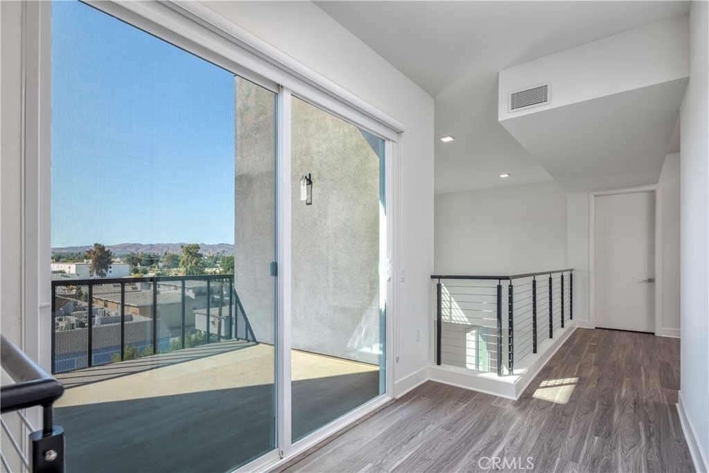 6800 Variel Avenue - Photo 26