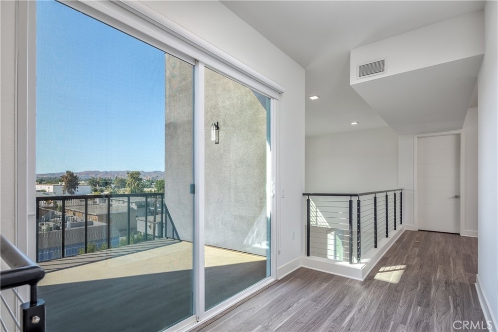 6800 Variel Avenue - Photo 26