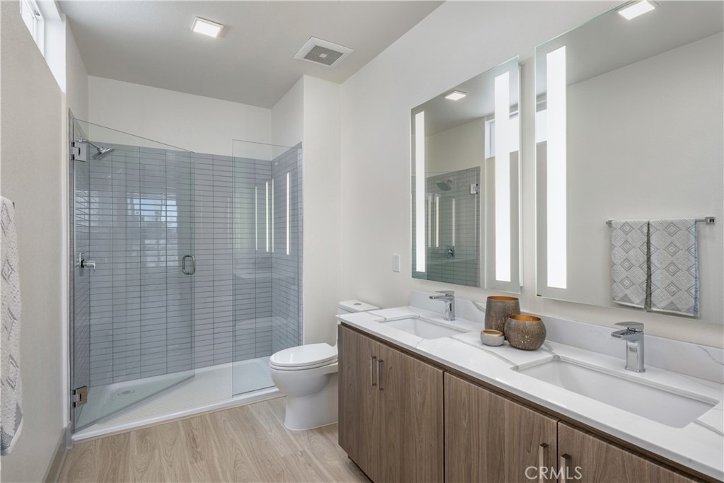 6800 Variel Avenue - Photo 16