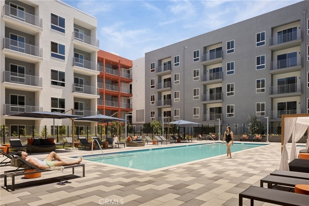 21010 Erwin Street - Photo 6