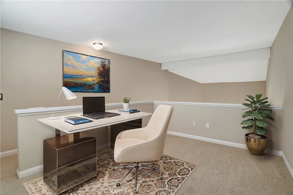 5510 Owensmouth Avenue - Photo 20