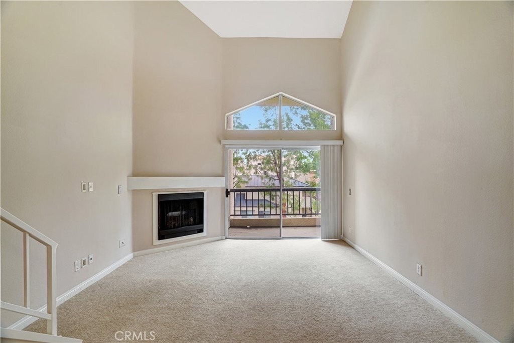 5510 Owensmouth Avenue - Photo 2