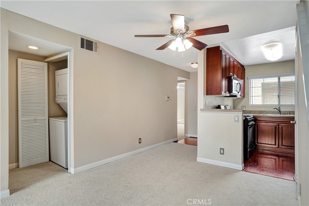 5510 Owensmouth Avenue - Photo 22
