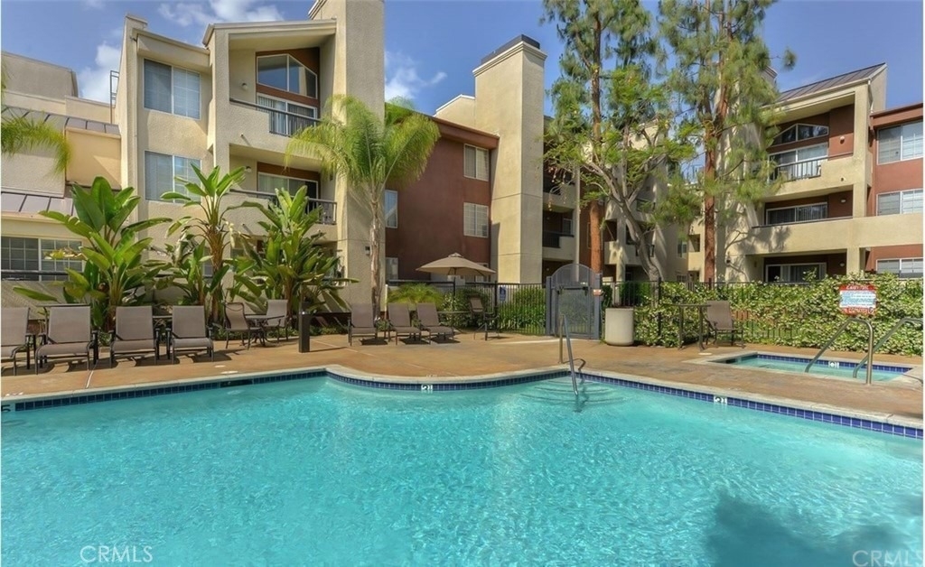 5510 Owensmouth Avenue - Photo 36