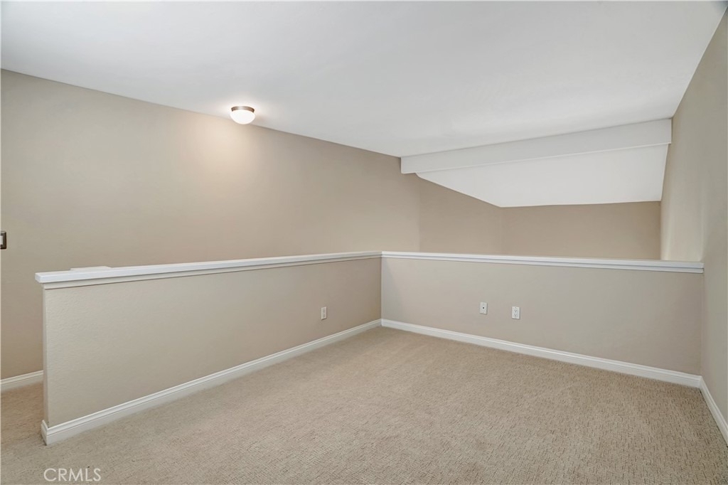 5510 Owensmouth Avenue - Photo 18