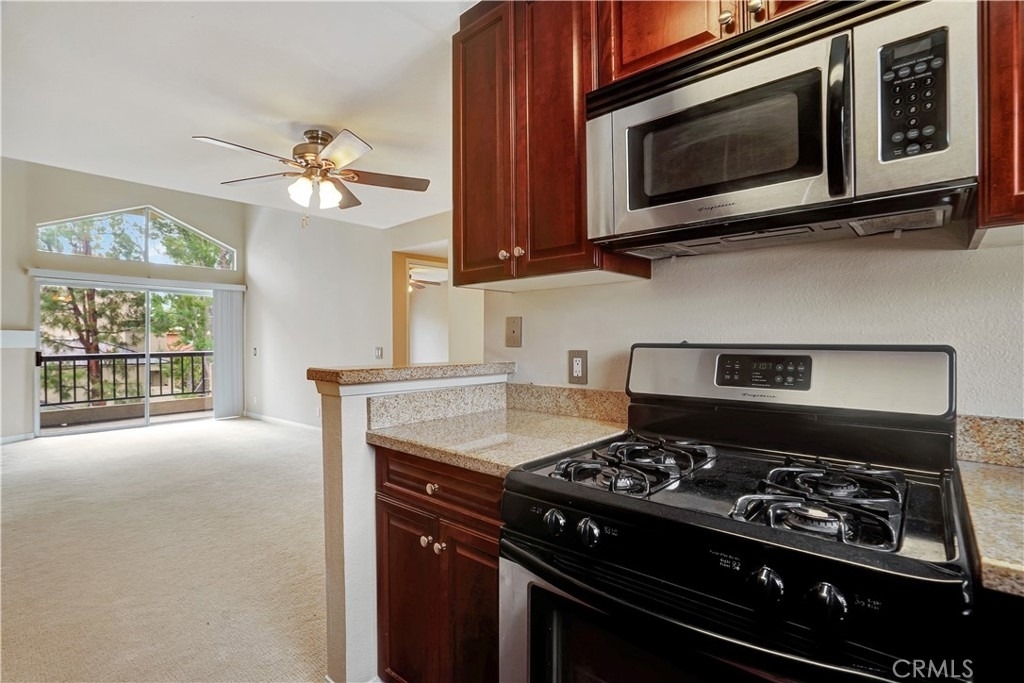 5510 Owensmouth Avenue - Photo 15