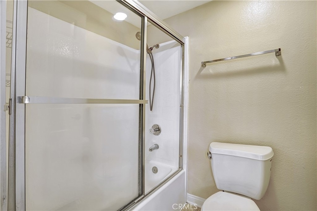 5510 Owensmouth Avenue - Photo 34