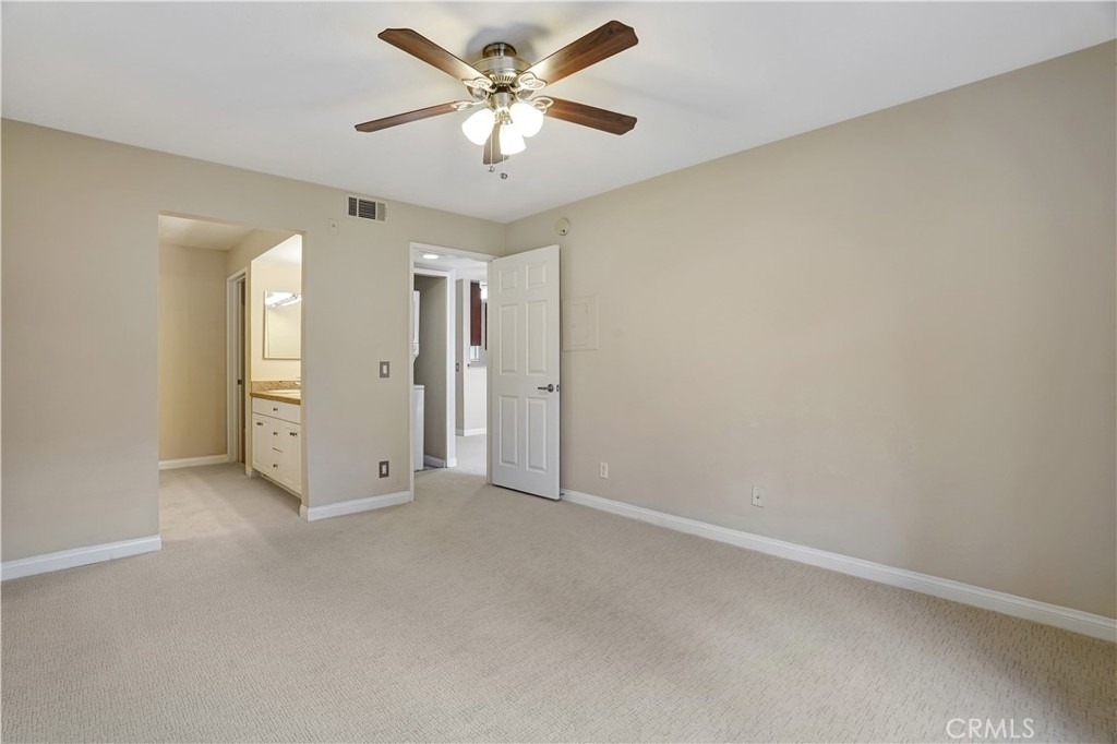 5510 Owensmouth Avenue - Photo 24