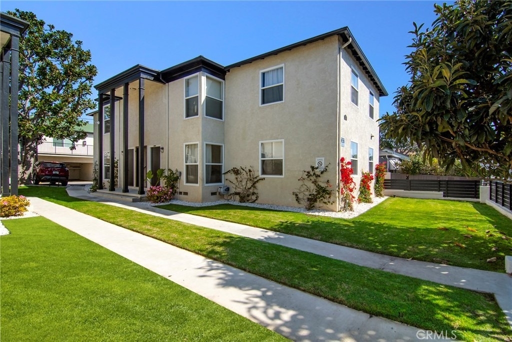 1949 20th Street - Photo 2