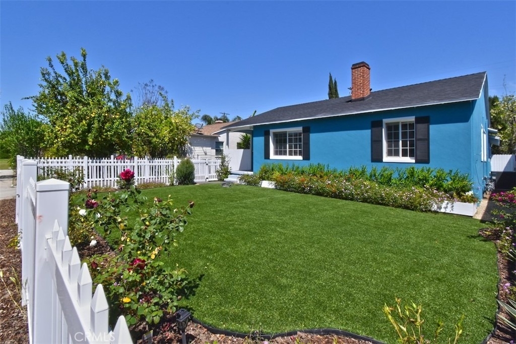 5724 Halbrent Avenue - Photo 4