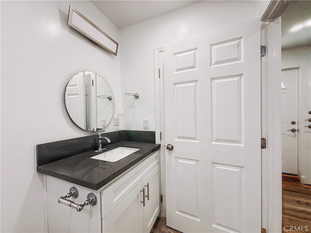 637 635 N Harvard Boulevard - Photo 7