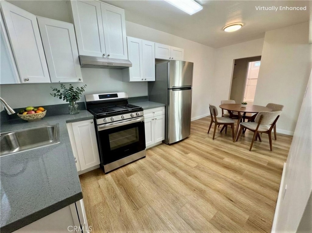 1114 N Mayfair - Photo 3