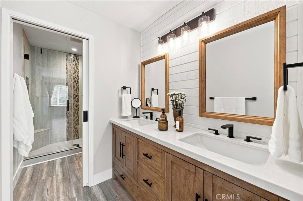 3122 S Center - Photo 21