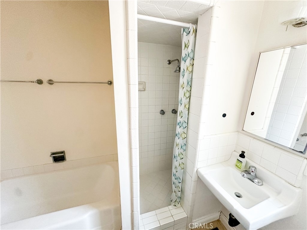 218 Agate Avenue - Photo 13