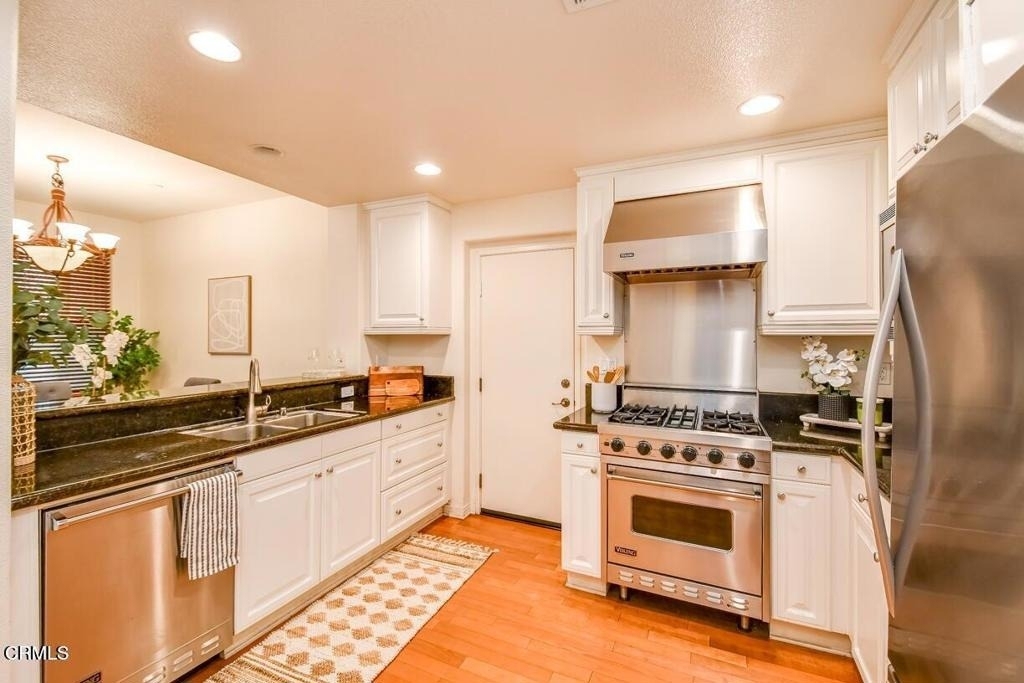2461 Wagner Street - Photo 9