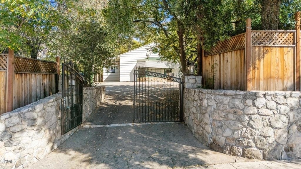 10630 Hillhaven Avenue - Photo 30