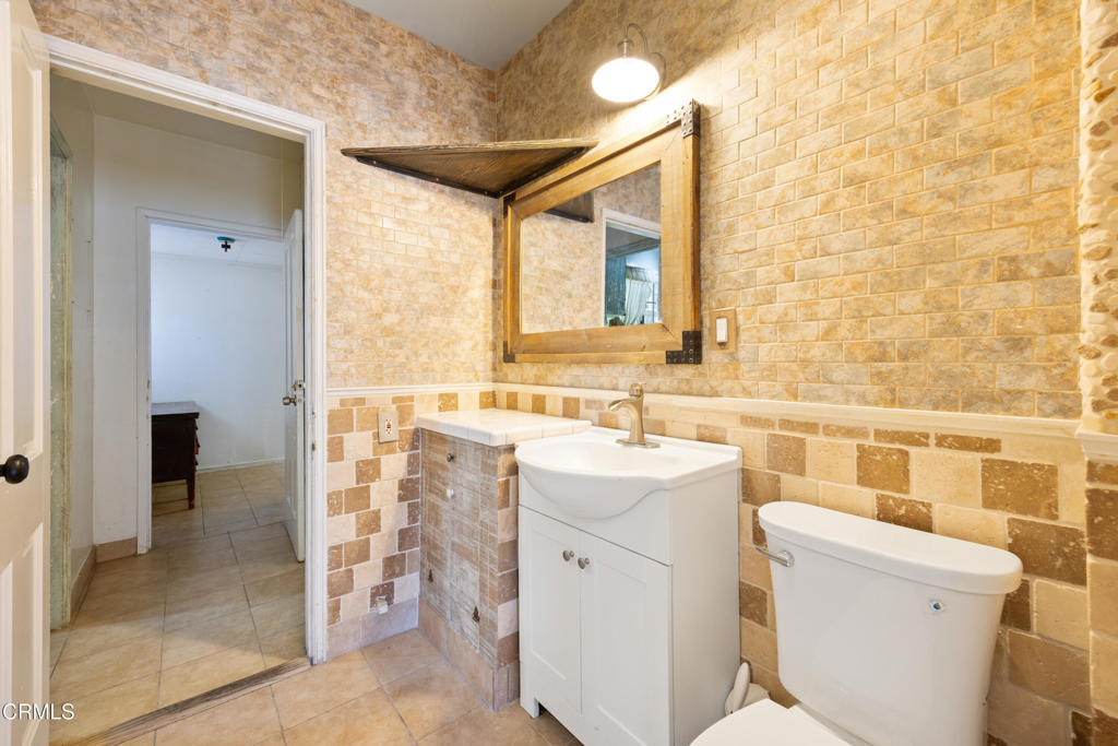 10630 Hillhaven Avenue - Photo 11